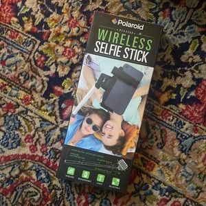 Polaroid Wireless Selfie 🤳 Stick NEW ✨